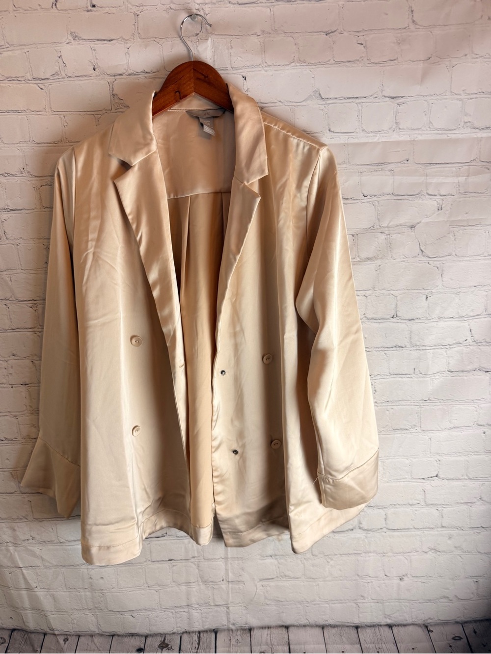H&M Satin-Look Double-Breasted Blazer in Light Beige Medium